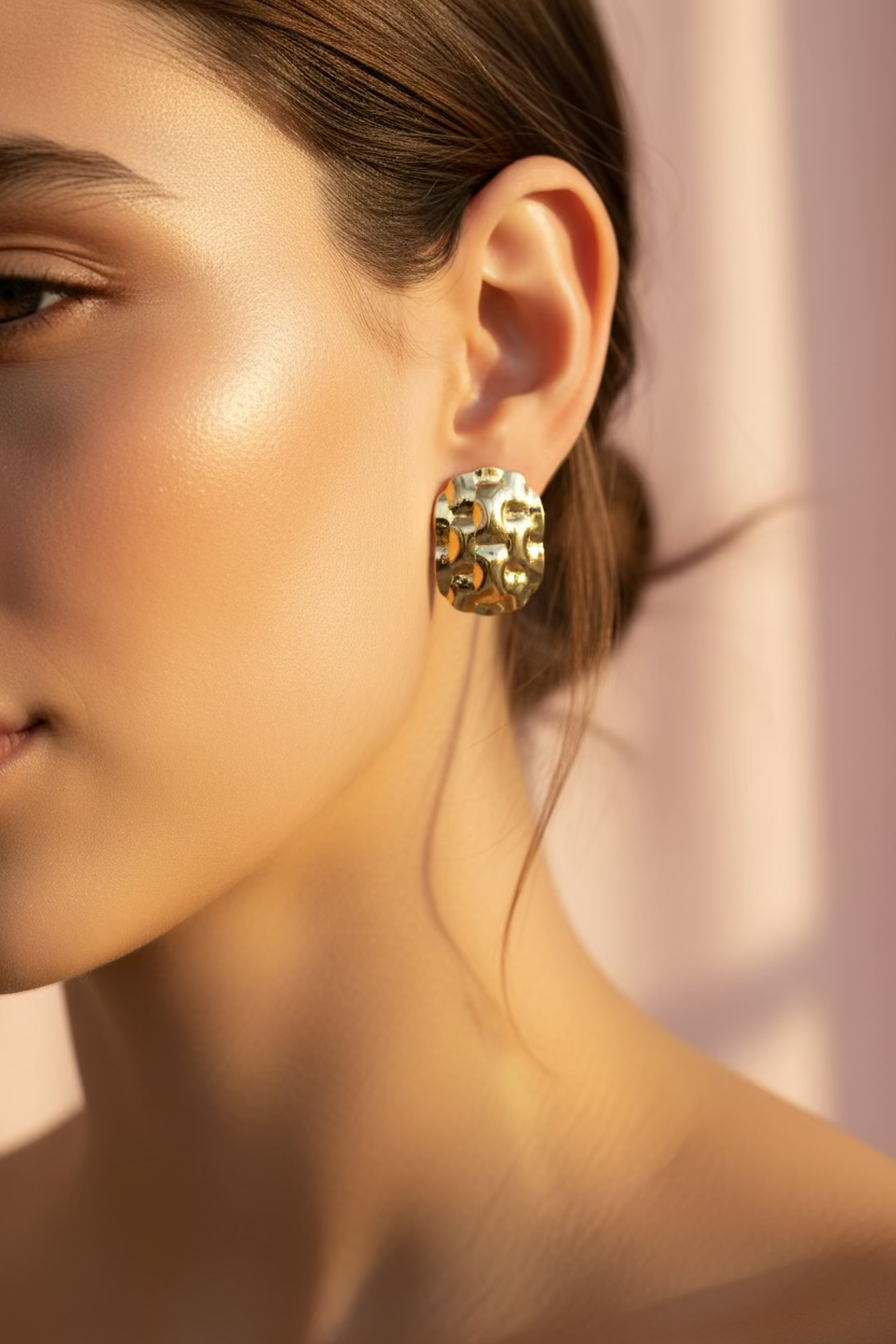 Oval Stud Earring