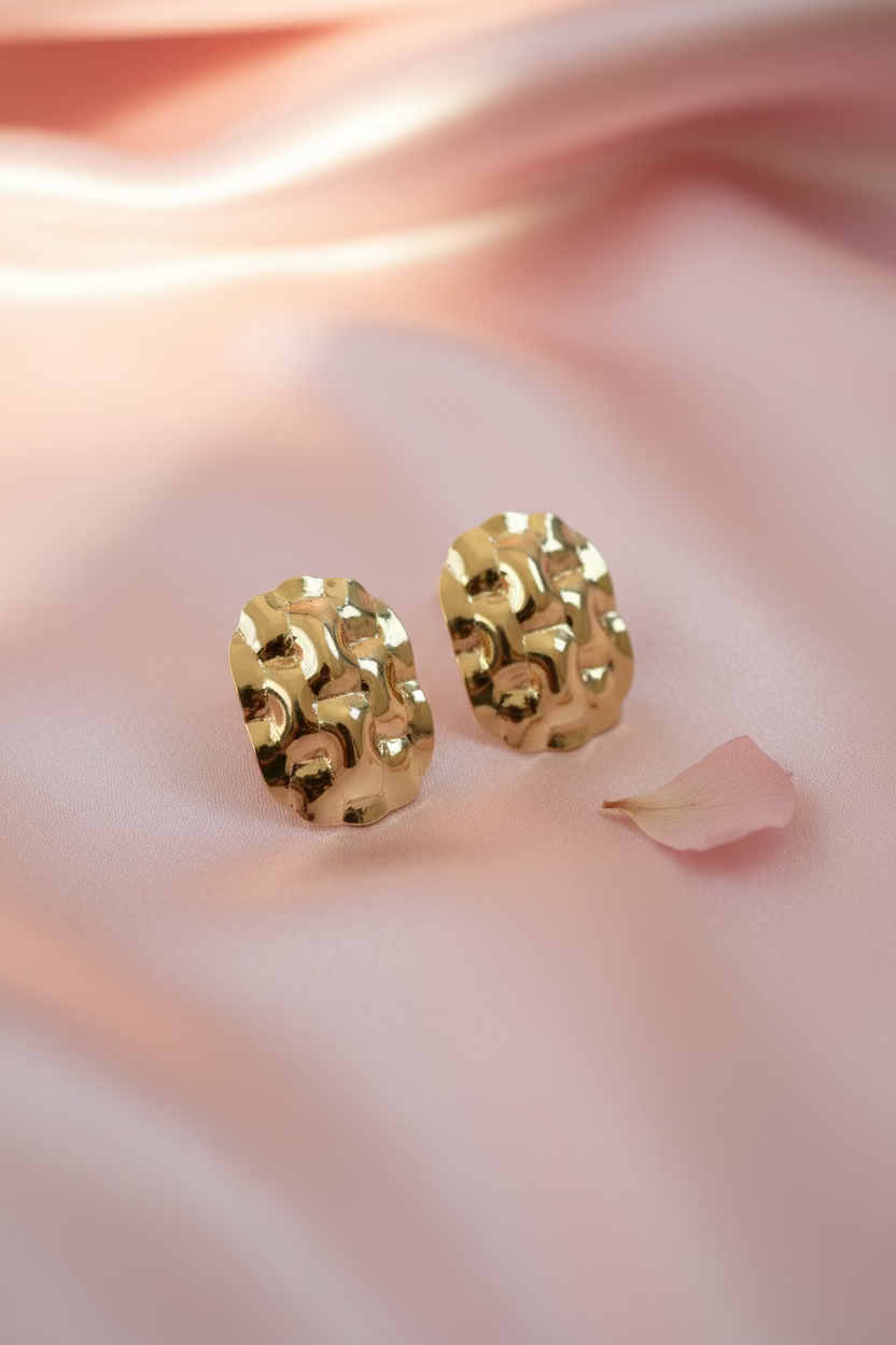 Oval Stud Earring