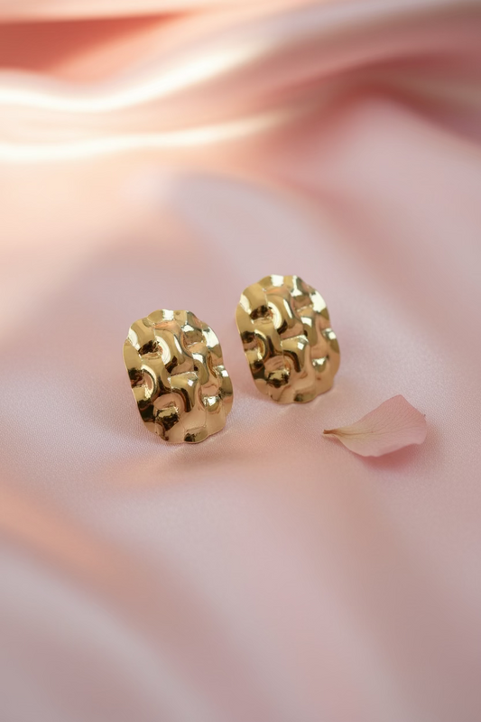 Oval Stud Earring